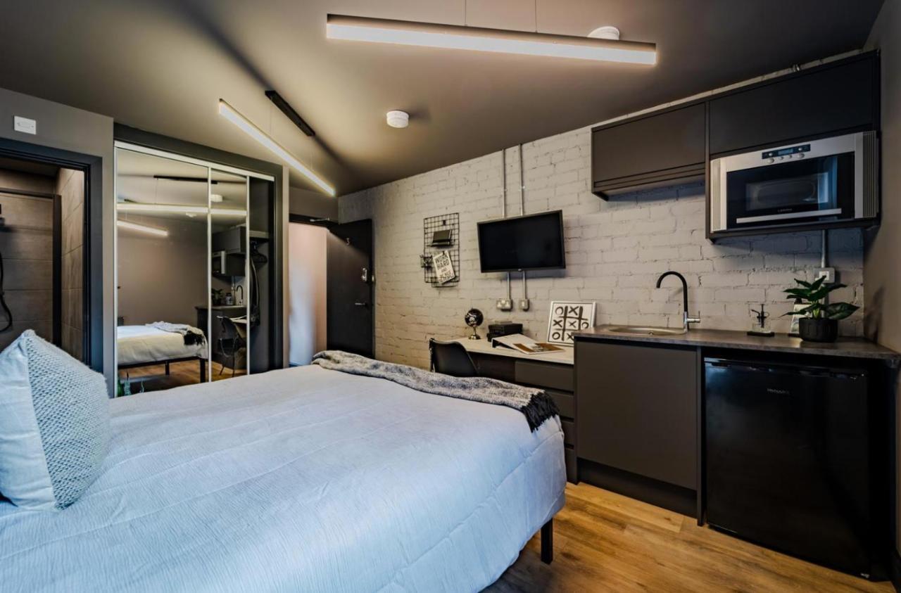 Bramble Studios - Luxury 1-Bed Serviced Suites Coventry Esterno foto