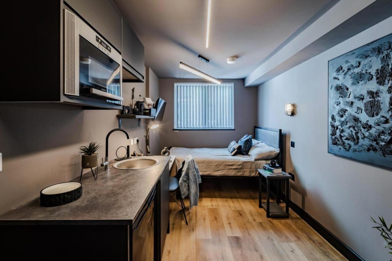 Bramble Studios - Luxury 1-Bed Serviced Suites Coventry Esterno foto